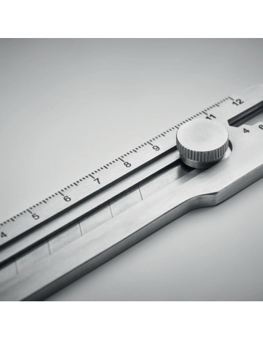 KNIFEPLUS - Coltello multifunzione